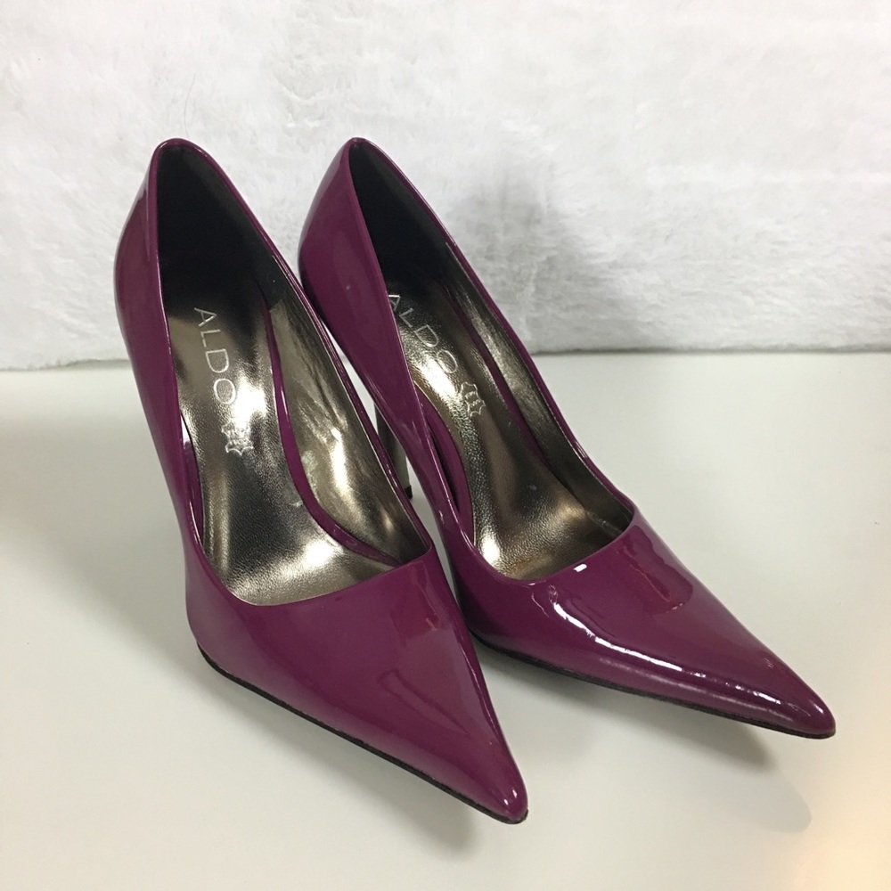 Purple Aldo patent leather pumps